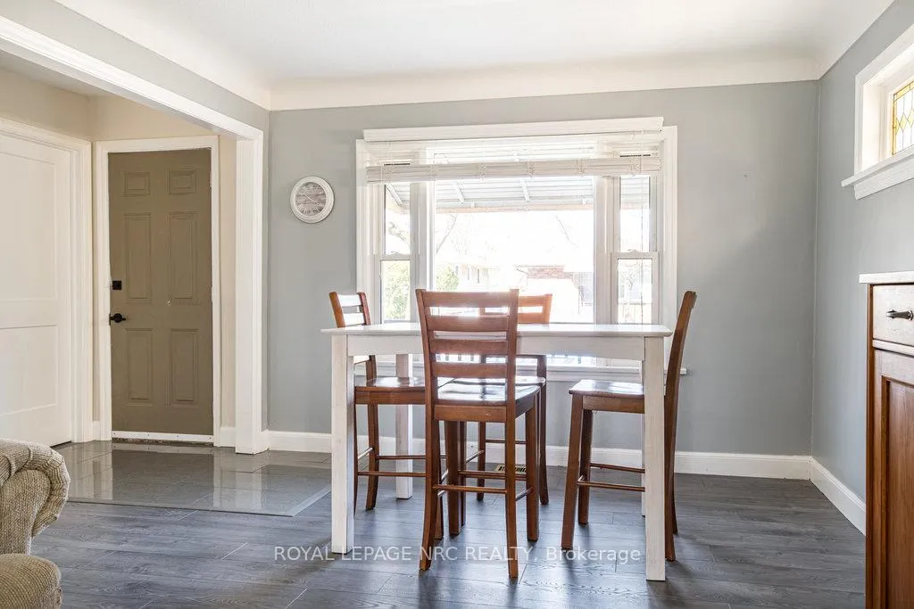 Photo 6 of 46 Marmora Street, St. Catharines, E. Chester — HOMEH