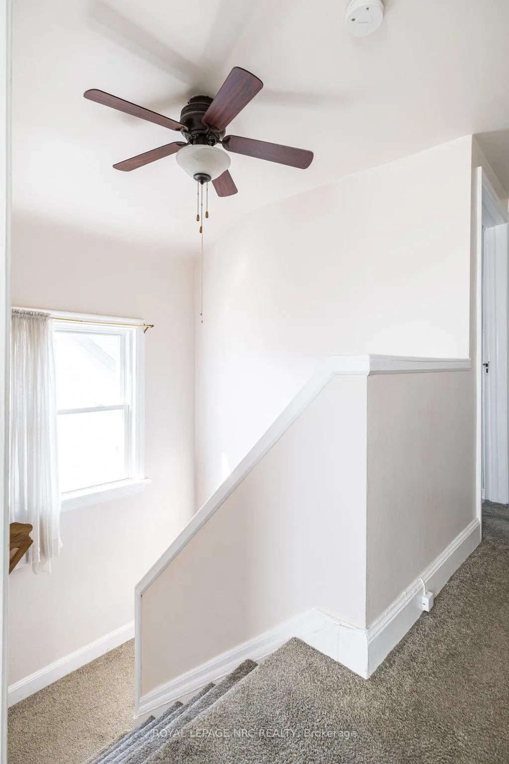 Photo 16 of 46 Marmora Street, St. Catharines, E. Chester — HOMEH