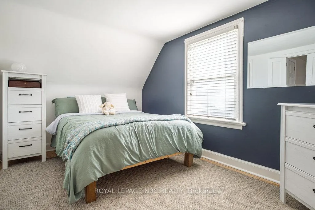 Photo 19 of 46 Marmora Street, St. Catharines, E. Chester — HOMEH