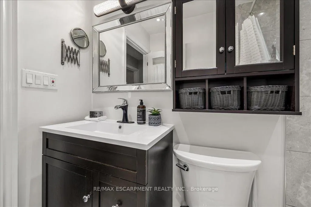 Photo 18 of 27 Alba Street, Hamilton, Stoney Creek — HOMEH