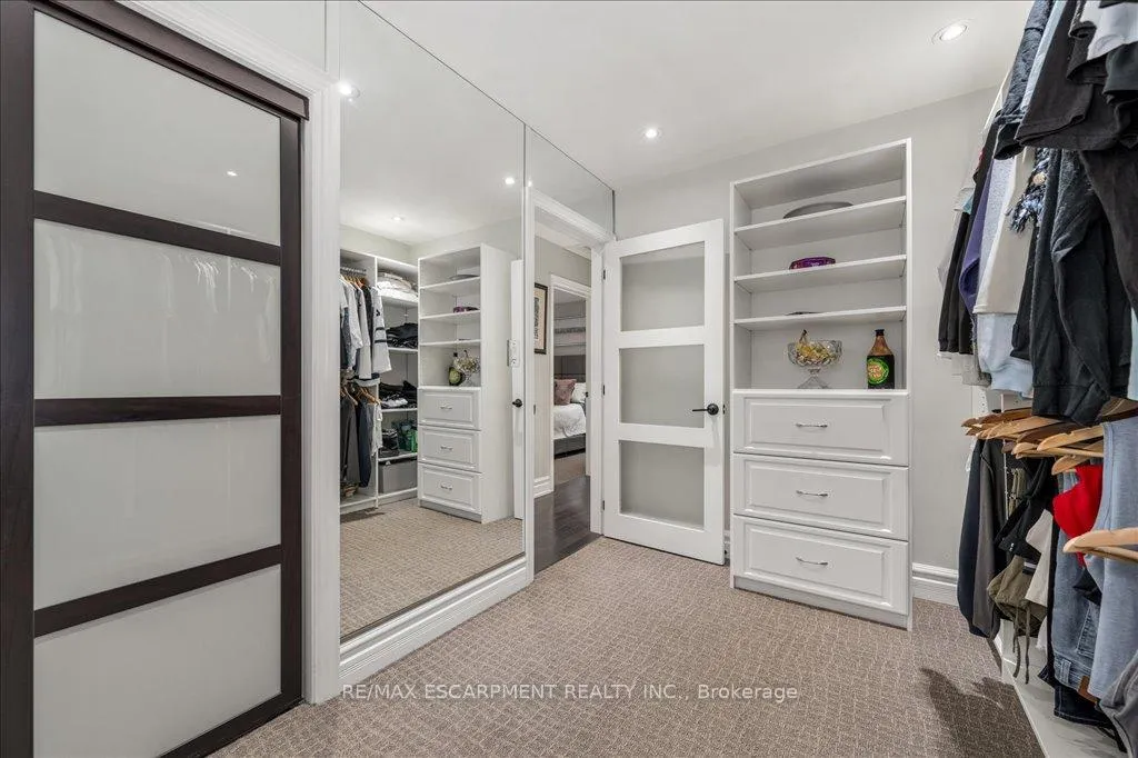 Photo 20 of 27 Alba Street, Hamilton, Stoney Creek — HOMEH