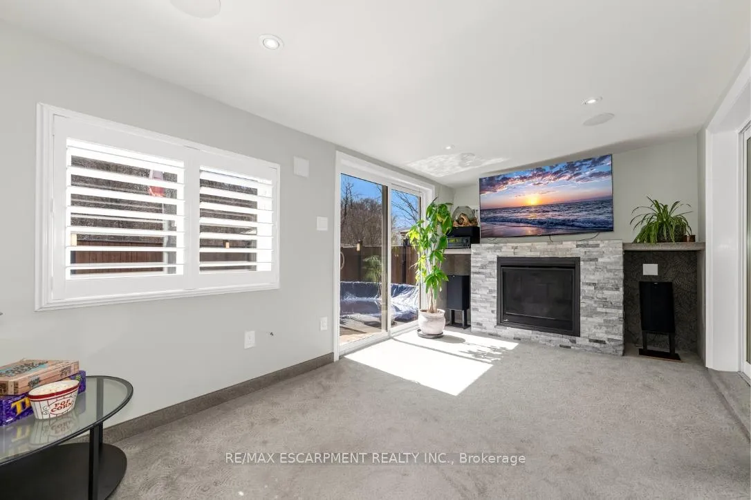 Photo 24 of 27 Alba Street, Hamilton, Stoney Creek — HOMEH