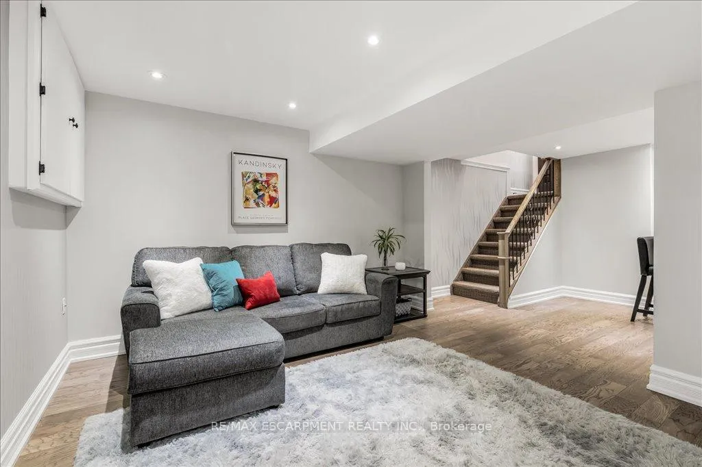 Photo 34 of 27 Alba Street, Hamilton, Stoney Creek — HOMEH