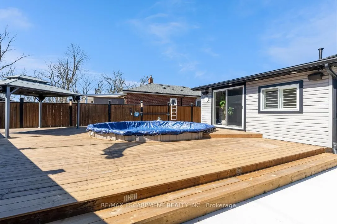 Photo 43 of 27 Alba Street, Hamilton, Stoney Creek — HOMEH