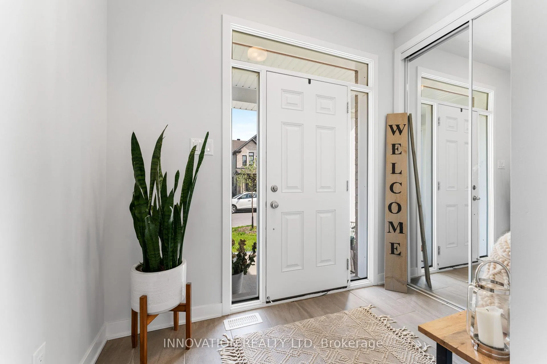 Photo 3 of 1005 Showman Street, Ottawa, Richmond — HOMEH