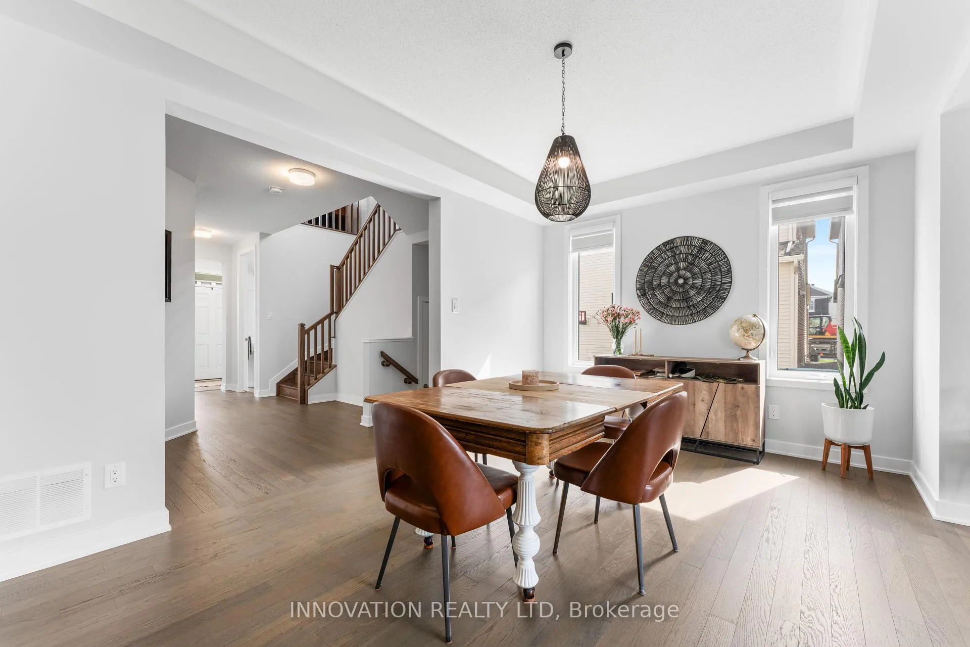 Photo 8 of 1005 Showman Street, Ottawa, Richmond — HOMEH