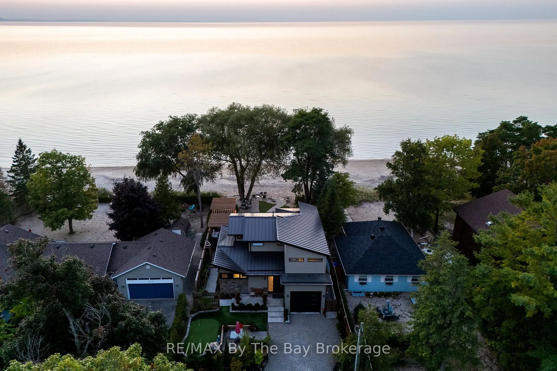 Photo 6 of 2206 Tiny Beaches Road S, Tiny, Rural Tiny — HOMEH