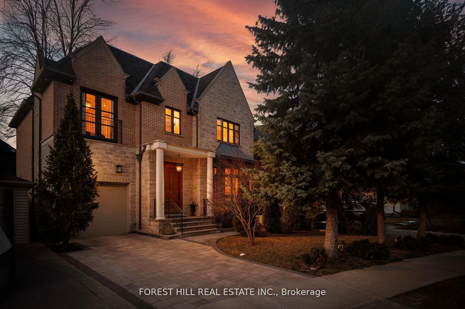 Photo 1 of 102 Chaplin Crescent, Toronto, Yonge-Eglinton — HOMEH