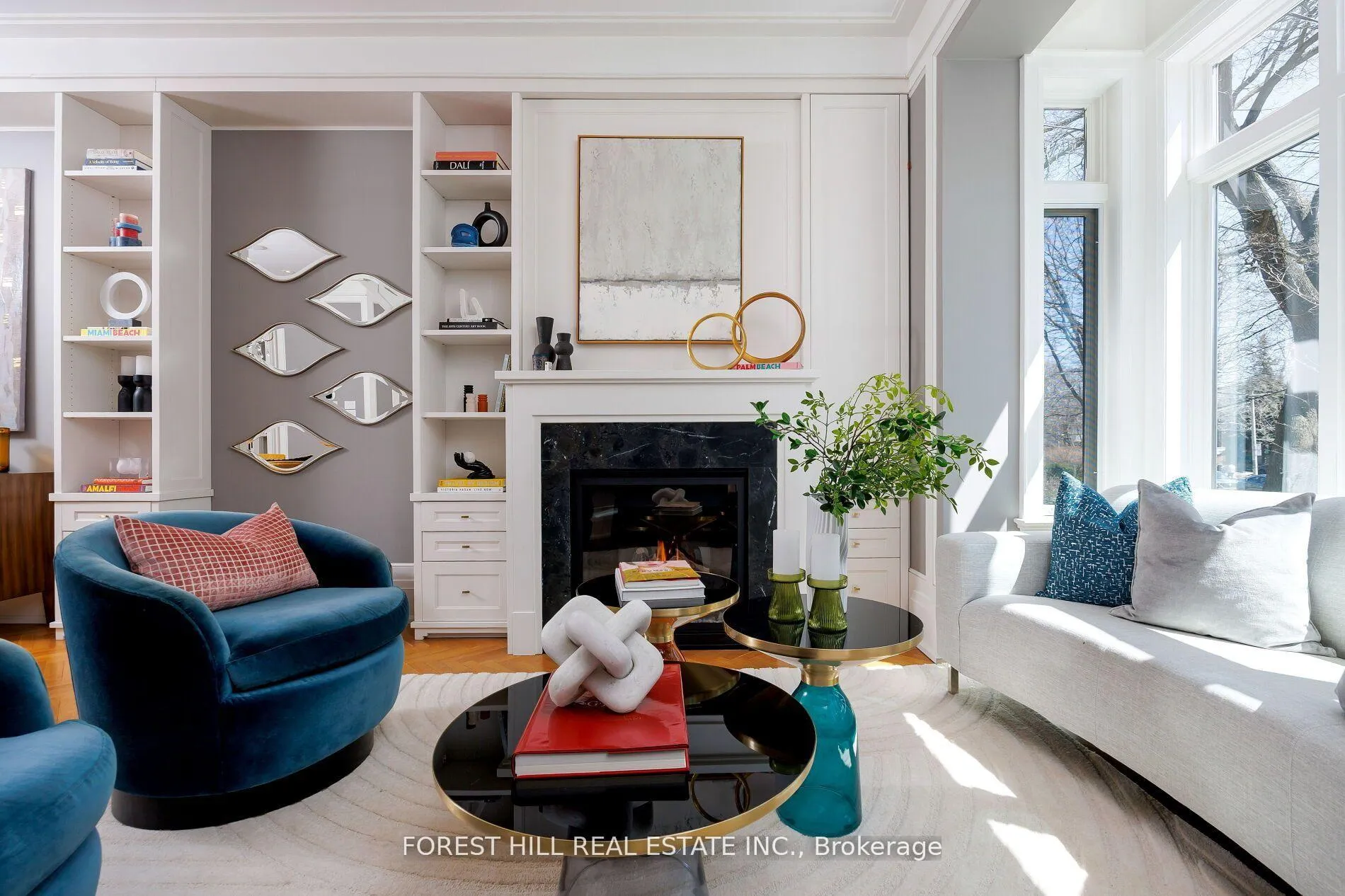 Photo 4 of 102 Chaplin Crescent, Toronto, Yonge-Eglinton — HOMEH