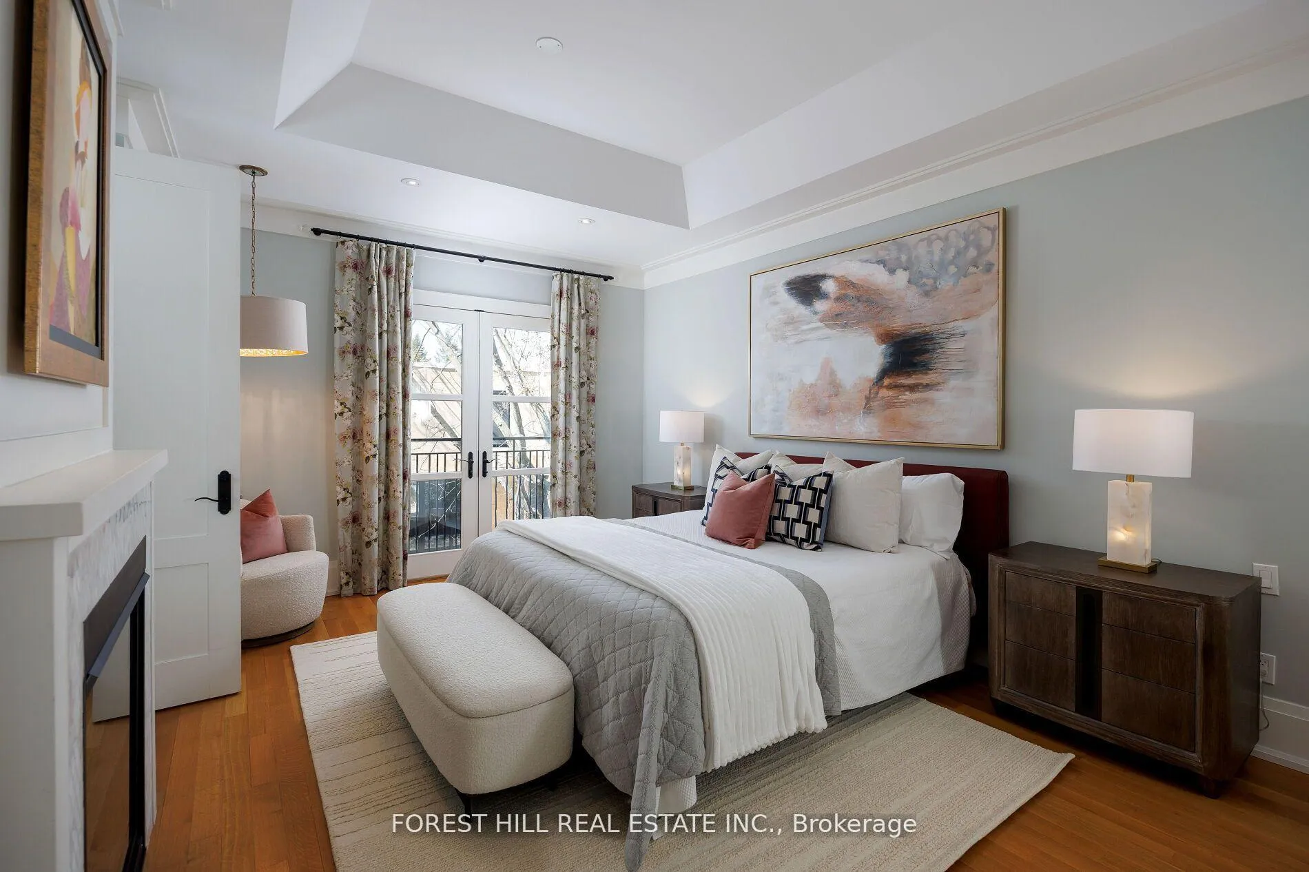 Photo 18 of 102 Chaplin Crescent, Toronto, Yonge-Eglinton — HOMEH