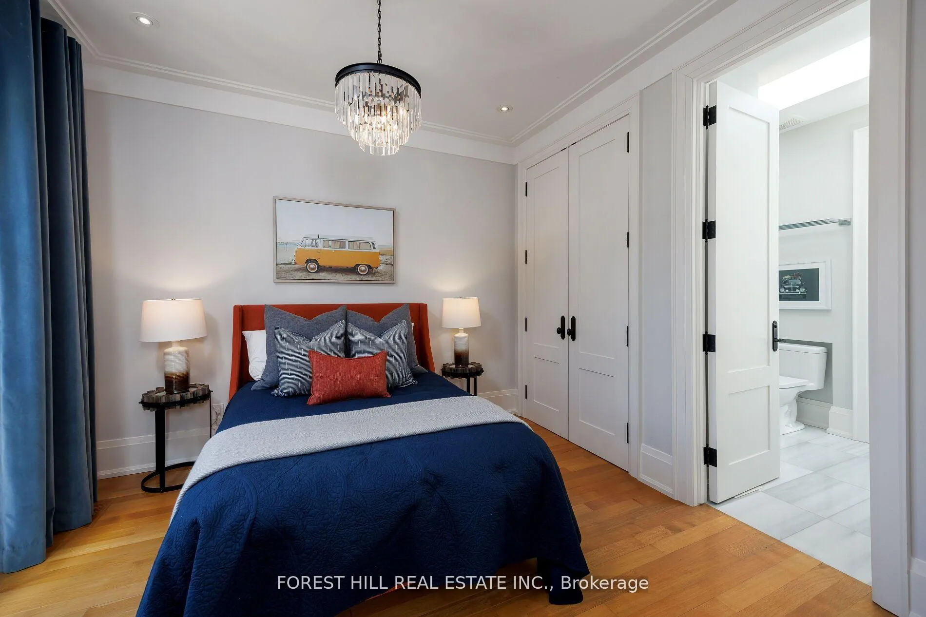 Photo 25 of 102 Chaplin Crescent, Toronto, Yonge-Eglinton — HOMEH