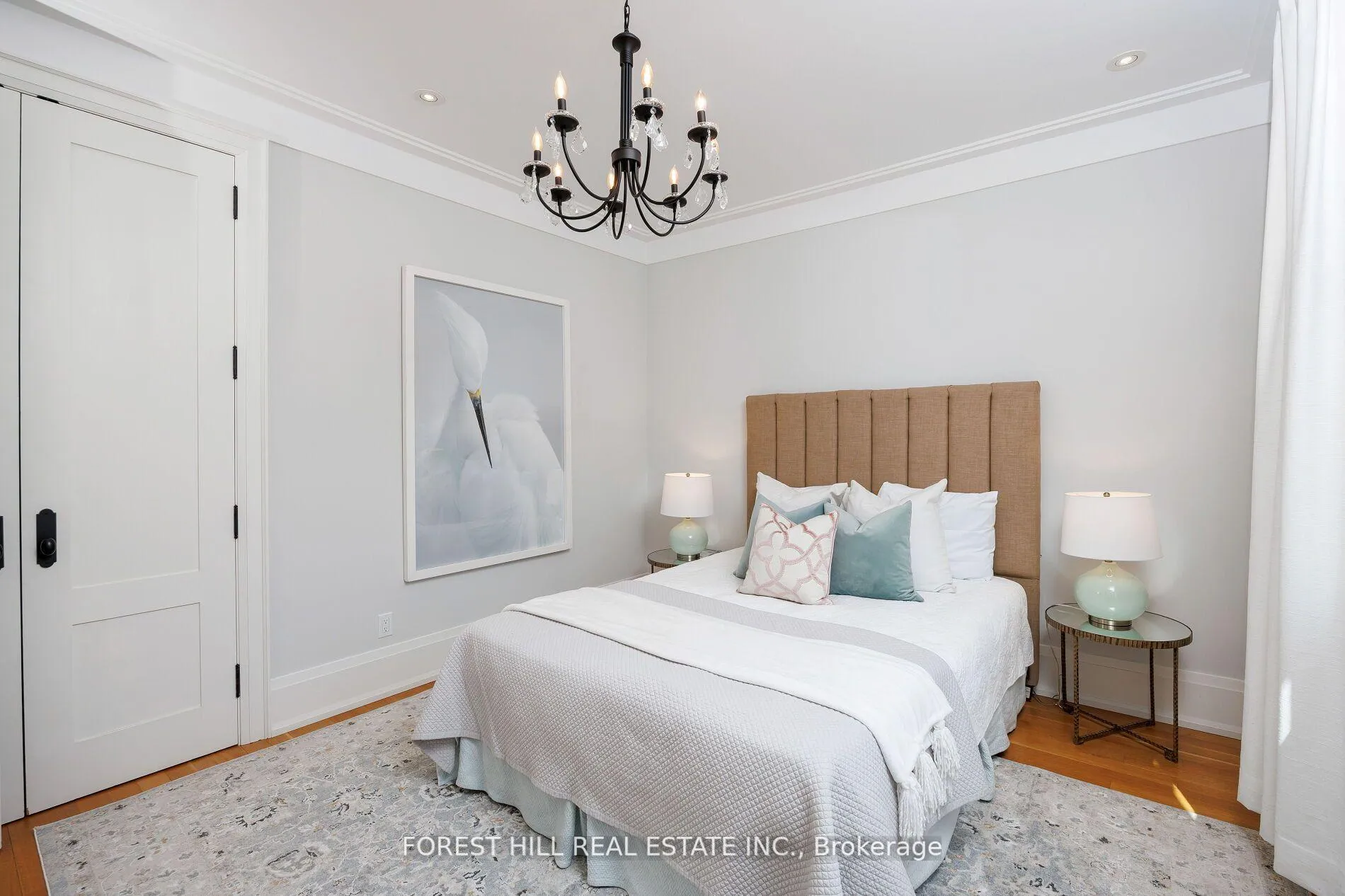 Photo 26 of 102 Chaplin Crescent, Toronto, Yonge-Eglinton — HOMEH