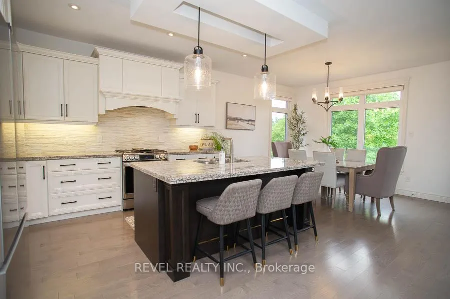 Photo 11 of Unit 6, 158 Willow Street, Brant, Paris — HOMEH