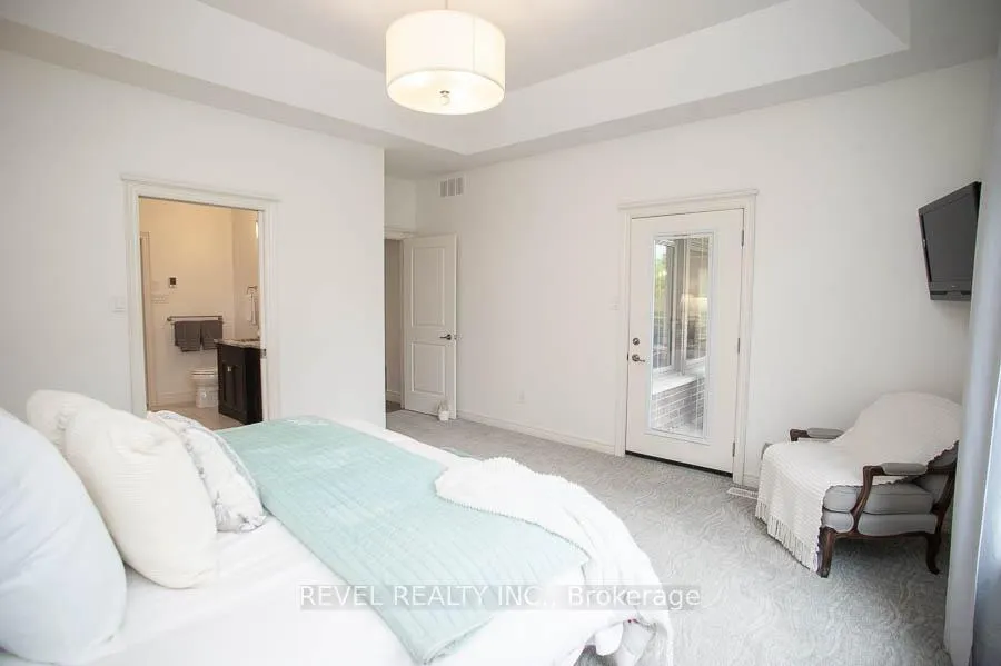Photo 20 of Unit 6, 158 Willow Street, Brant, Paris — HOMEH