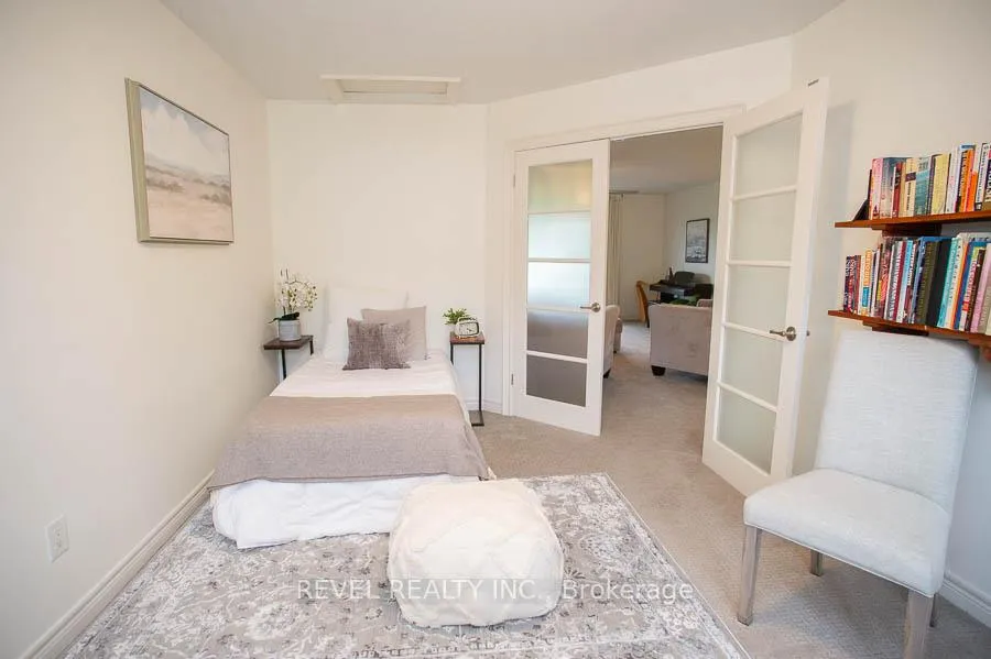 Photo 32 of Unit 6, 158 Willow Street, Brant, Paris — HOMEH