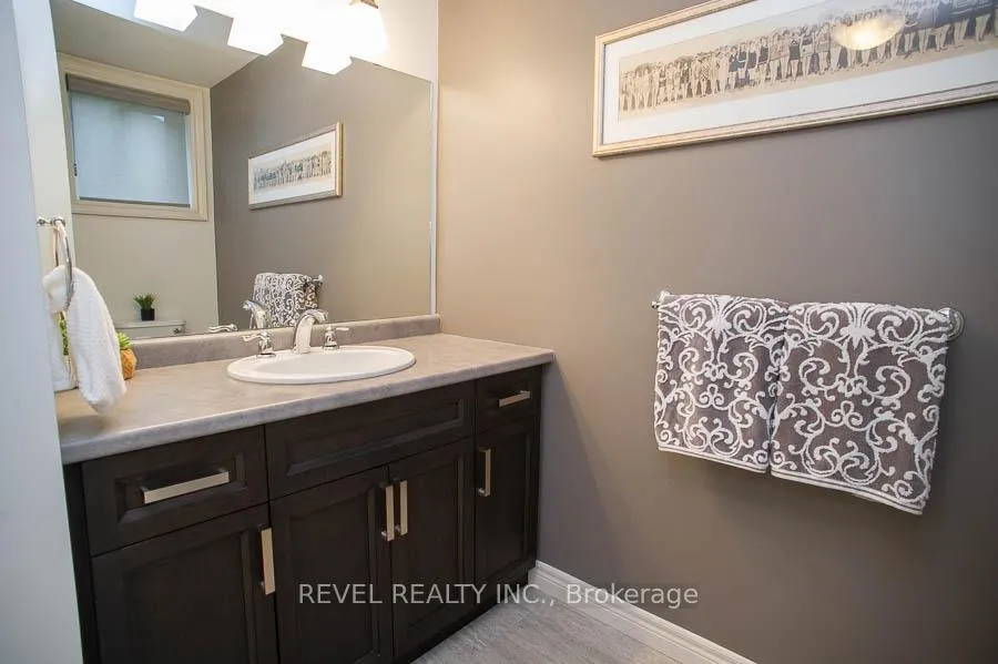 Photo 43 of Unit 6, 158 Willow Street, Brant, Paris — HOMEH