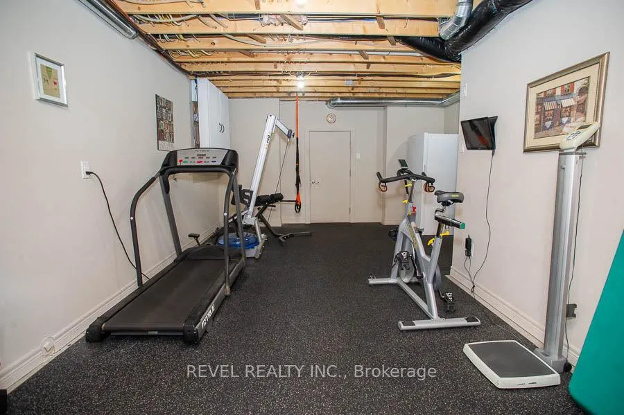 Photo 46 of Unit 6, 158 Willow Street, Brant, Paris — HOMEH