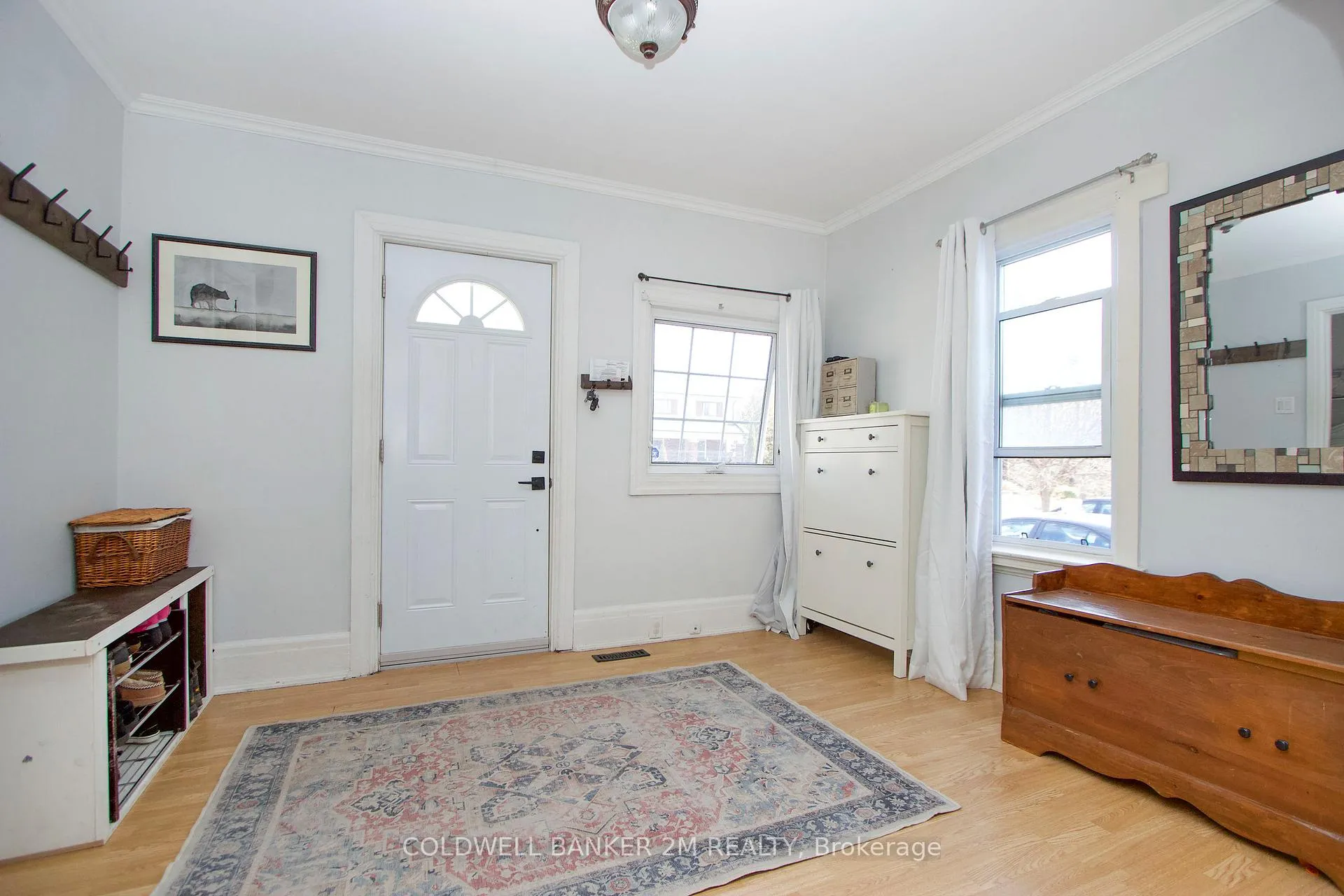 Photo 3 of 304 Burk Street, Oshawa, Vanier — HOMEH