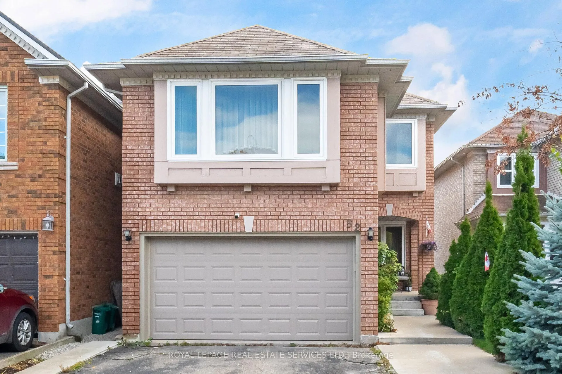 Front of 52 Wildberry Crescent