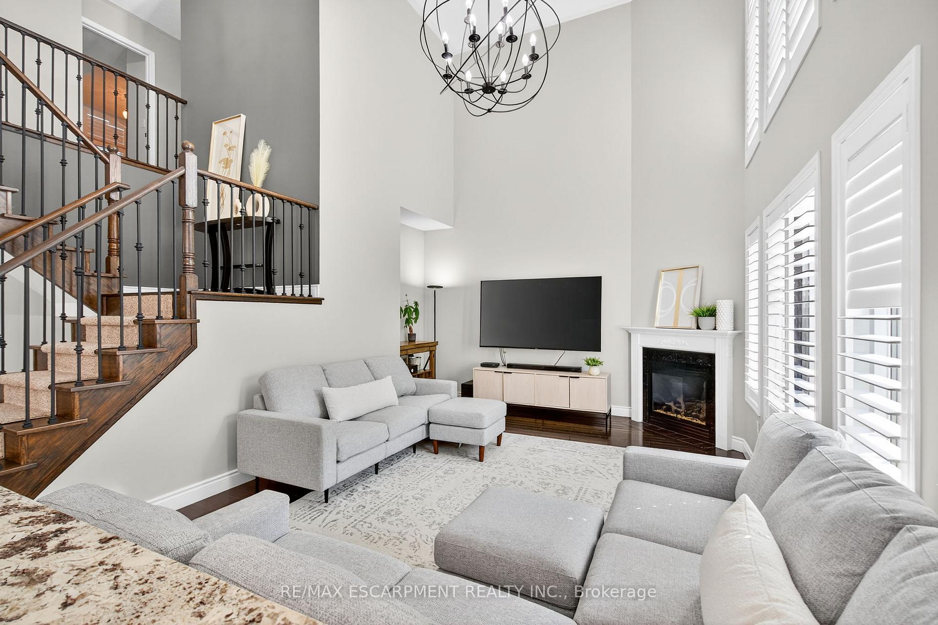 Photo 18 of 4223 Fuller Crescent, Burlington, Alton — HOMEH