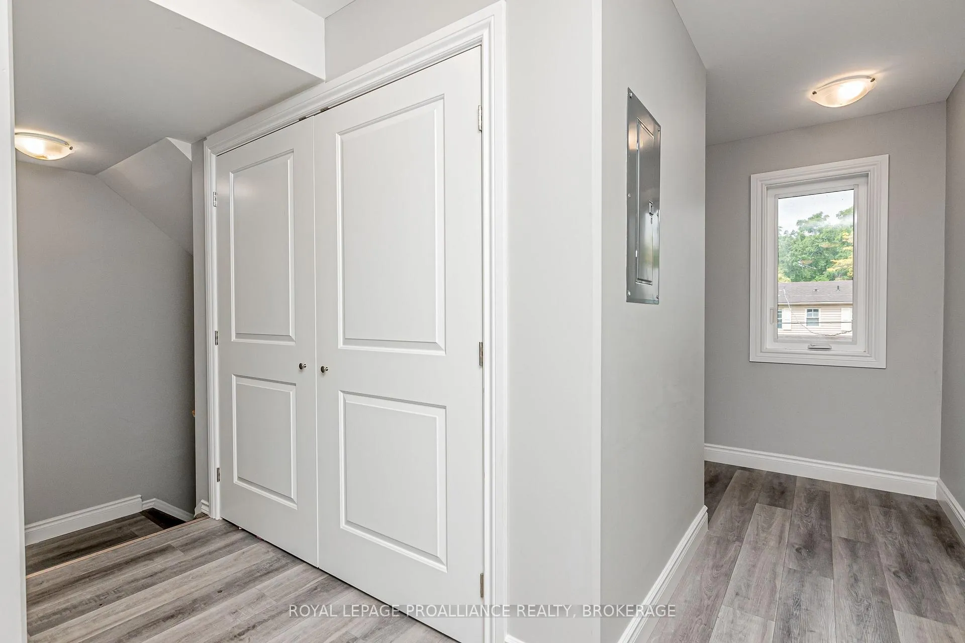 Photo 23 of 39 Ellerbeck Street, Kingston, Central City East — HOMEH