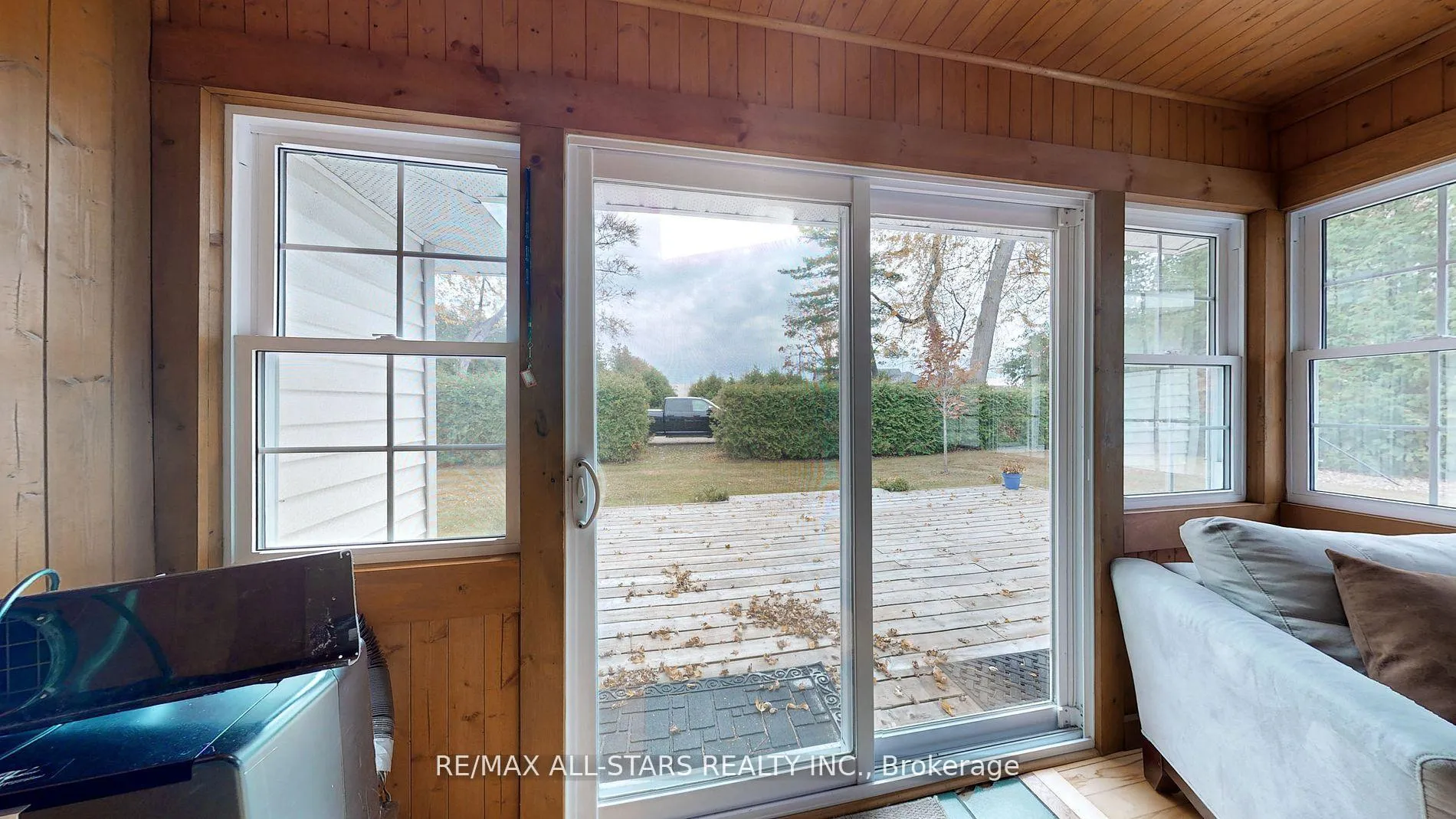 Photo 18 of 8 Tikvah Circle, Georgina, Historic Lakeshore Communities — HOMEH