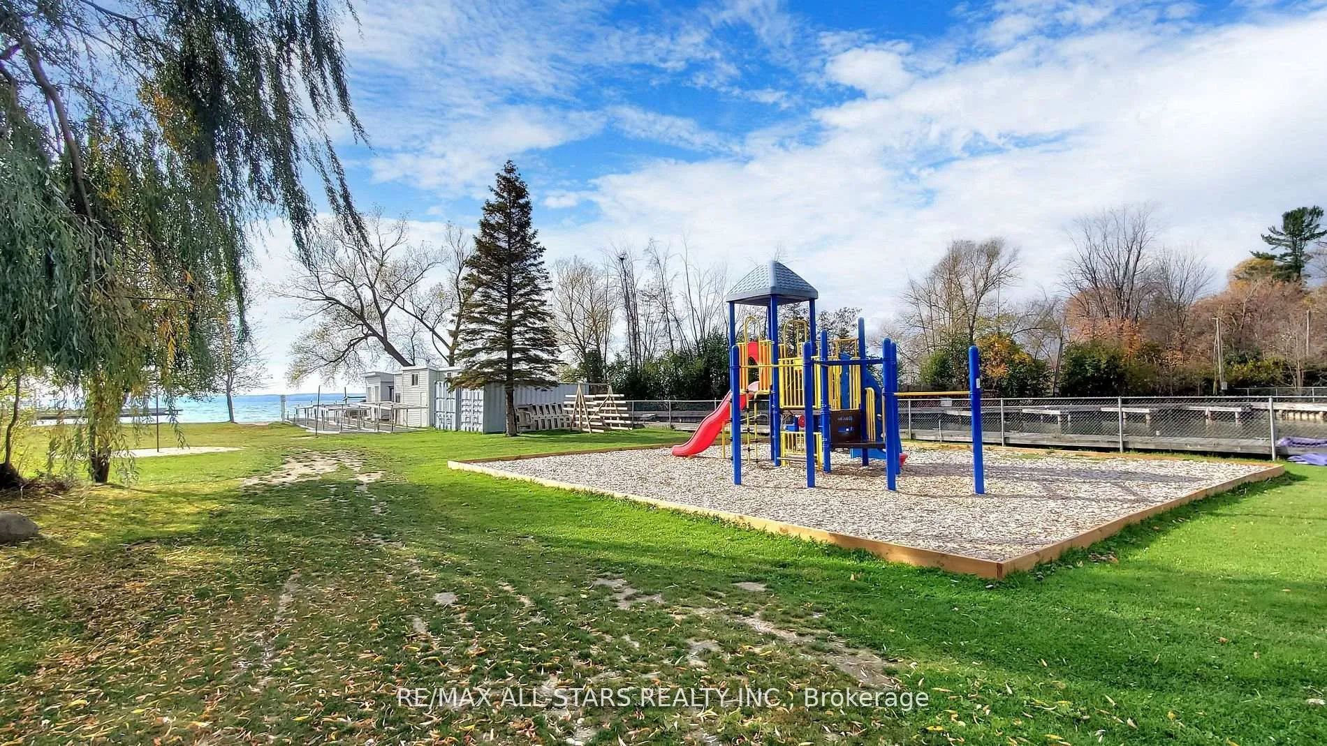 Photo 27 of 8 Tikvah Circle, Georgina, Historic Lakeshore Communities — HOMEH