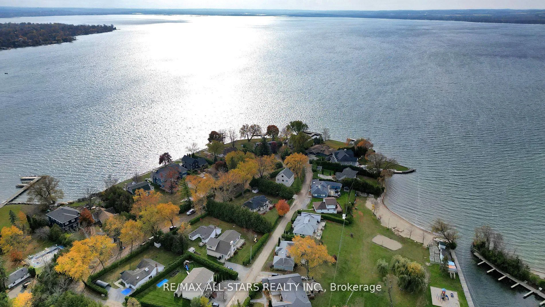 Photo 37 of 8 Tikvah Circle, Georgina, Historic Lakeshore Communities — HOMEH