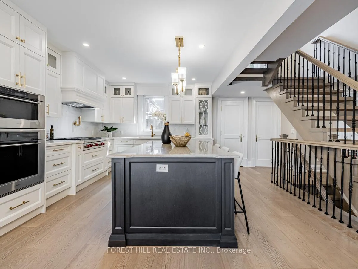 Photo 10 of 15 Strathallan Boulevard, Toronto, Lawrence Park South — HOMEH