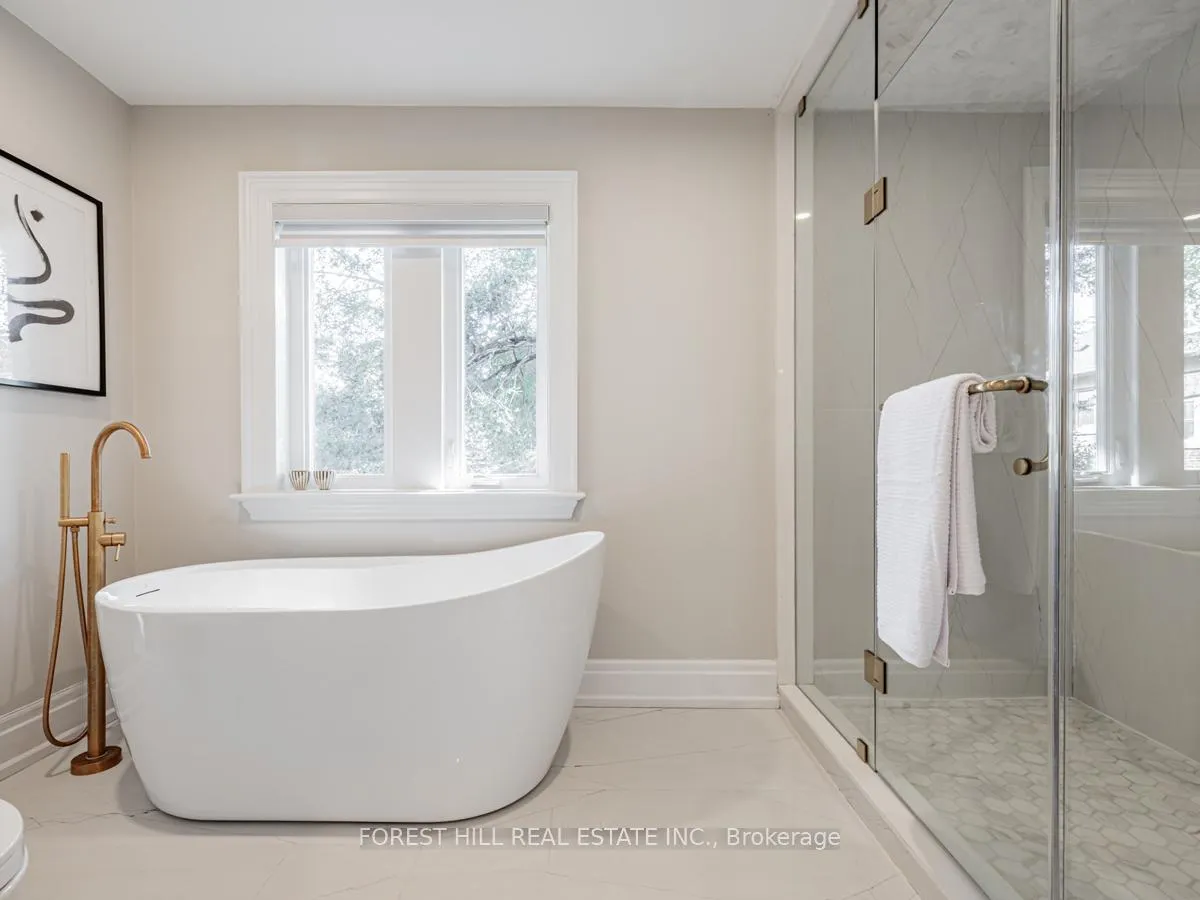 Photo 23 of 15 Strathallan Boulevard, Toronto, Lawrence Park South — HOMEH