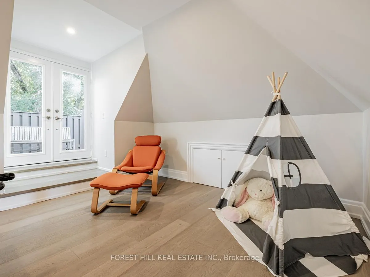 Photo 29 of 15 Strathallan Boulevard, Toronto, Lawrence Park South — HOMEH