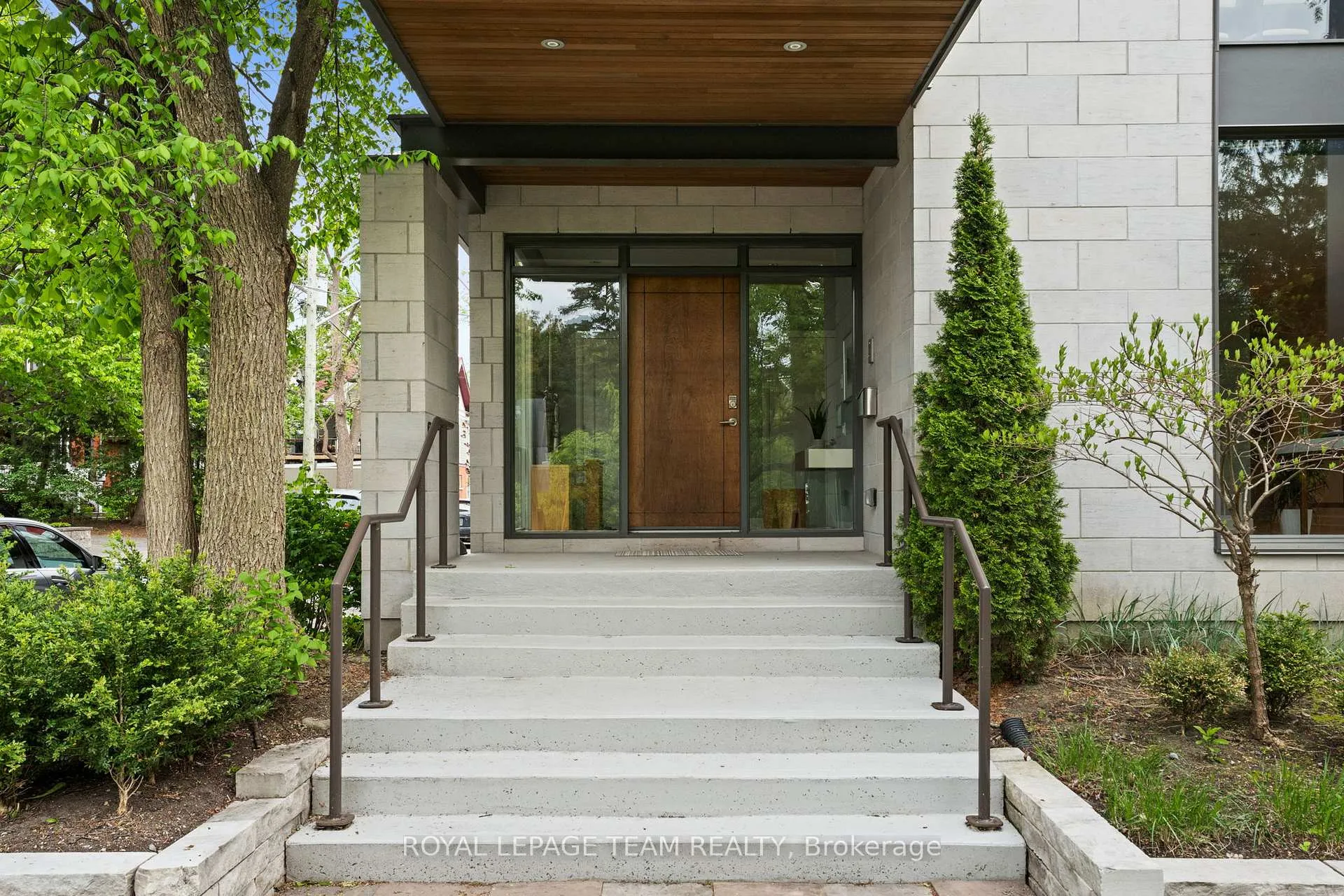Photo 4 of 5 Rosedale Avenue, Ottawa, Old Ottawa South — HOMEH