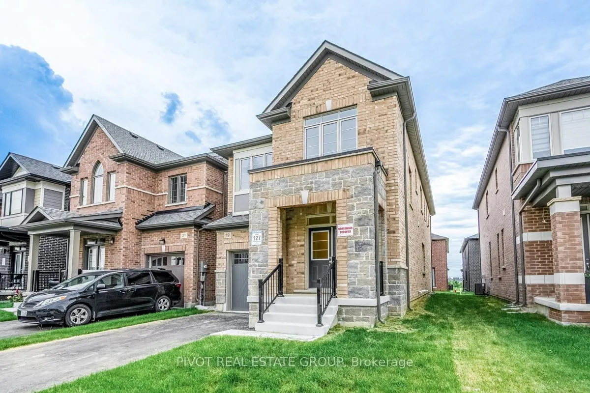 Photo 2 of 19 Moorhart Crescent, Caledon, Rural Caledon — HOMEH