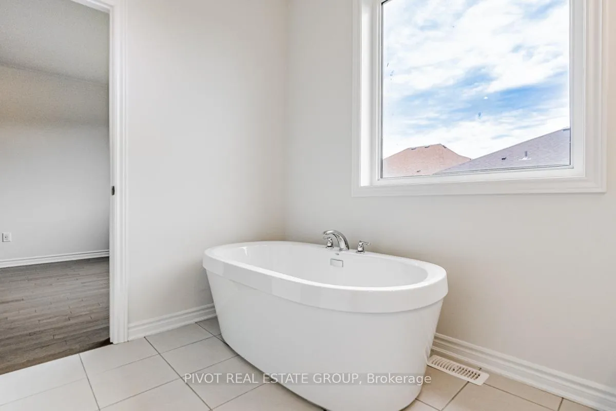 Photo 26 of 19 Moorhart Crescent, Caledon, Rural Caledon — HOMEH