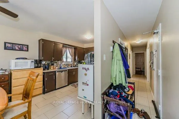 Photo 4 of 43 Secord Avenue, Kitchener — HOMEH