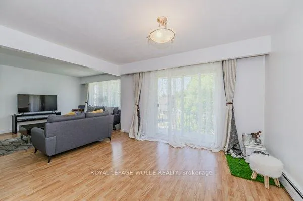 Photo 18 of 43 Secord Avenue, Kitchener — HOMEH