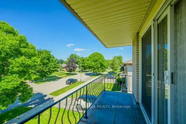 Photo 26 of 43 Secord Avenue, Kitchener — HOMEH