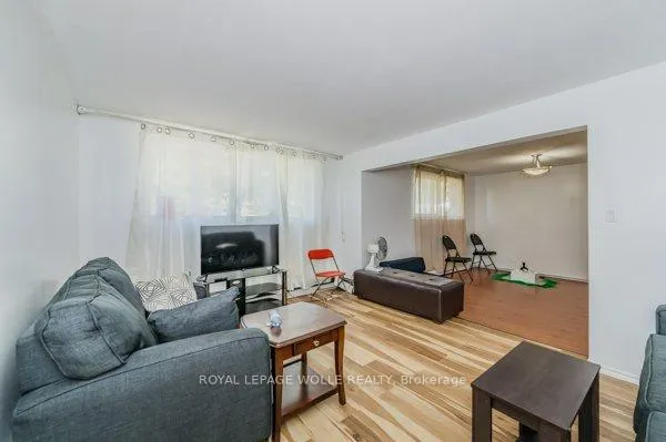 Photo 30 of 43 Secord Avenue, Kitchener — HOMEH