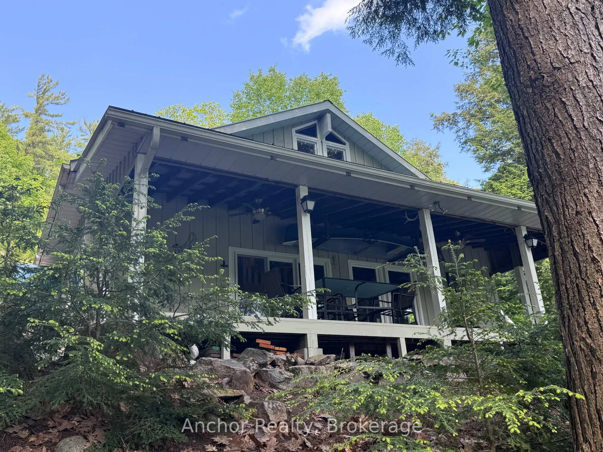 Front of 10469 Little Hawk Lake