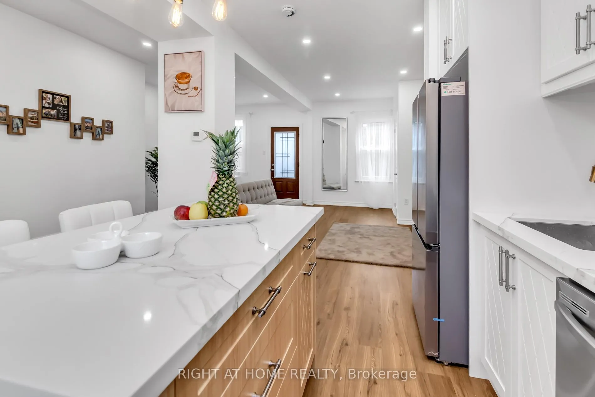 Photo 4 of 37 Ashley Street, Hamilton, Landsdale — HOMEH