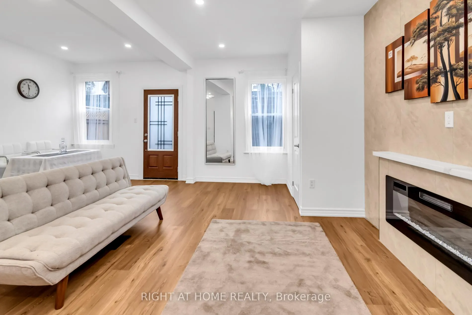 Photo 6 of 37 Ashley Street, Hamilton, Landsdale — HOMEH