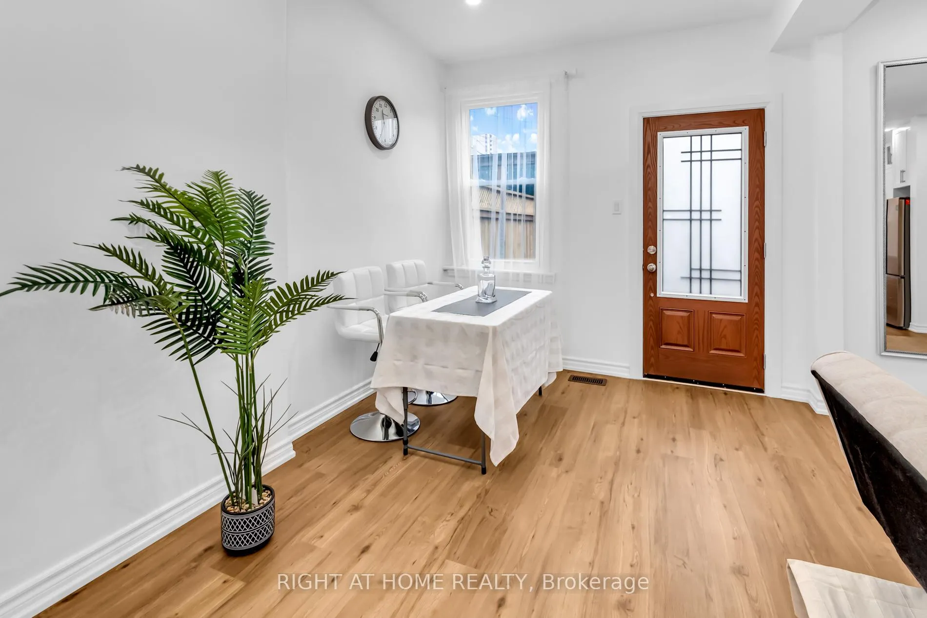 Photo 10 of 37 Ashley Street, Hamilton, Landsdale — HOMEH