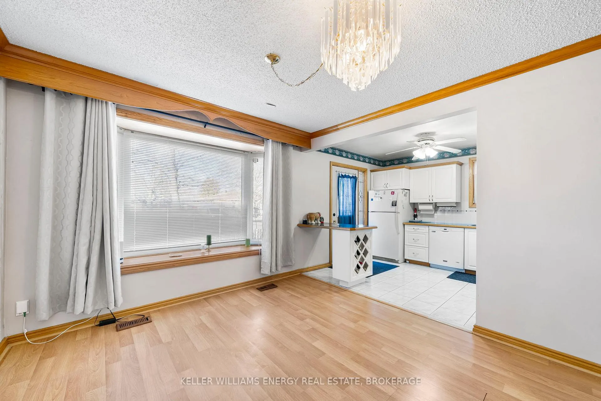 Photo 7 of 313 Rosedale Drive, Whitby, Downtown Whitby — HOMEH