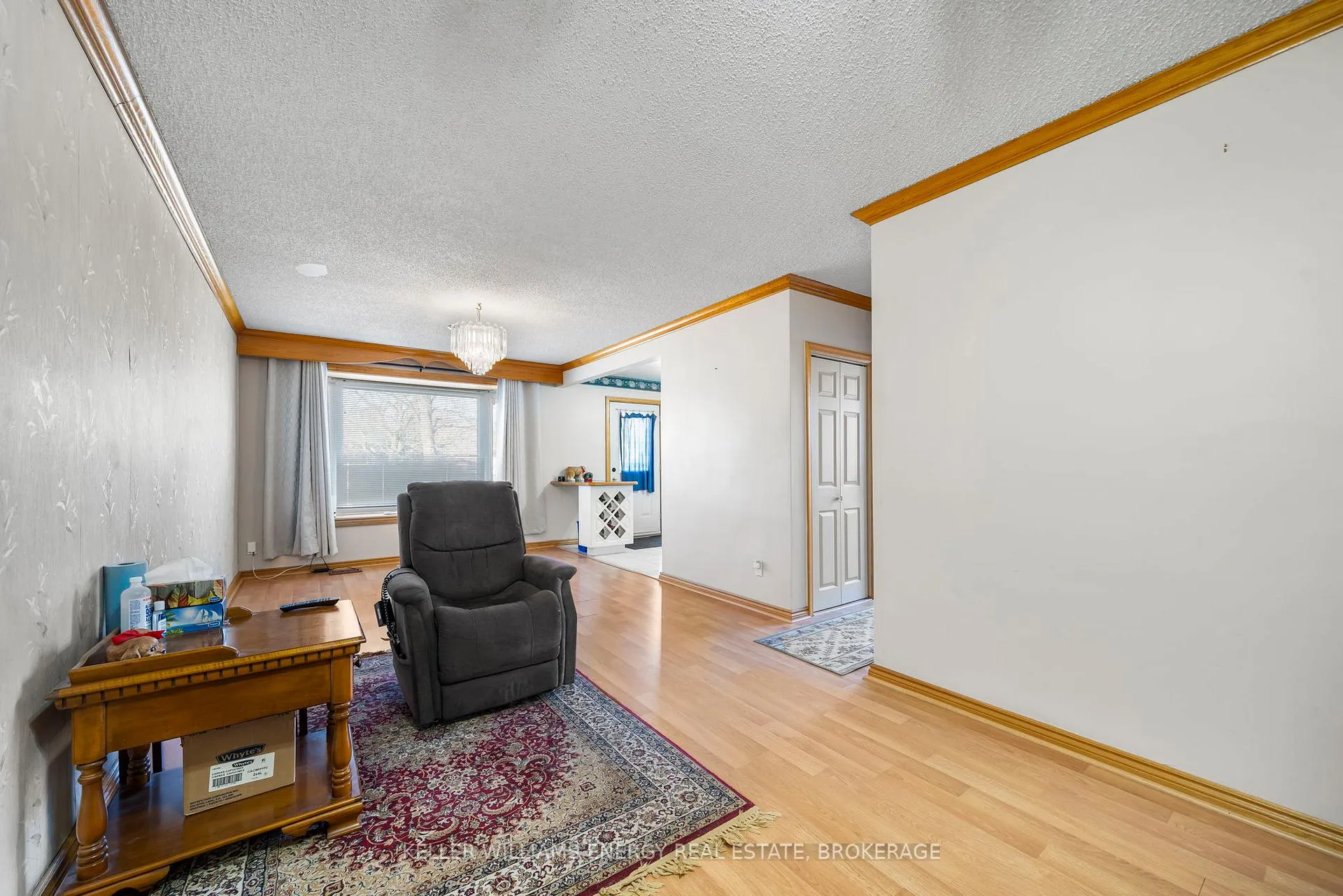 Photo 10 of 313 Rosedale Drive, Whitby, Downtown Whitby — HOMEH