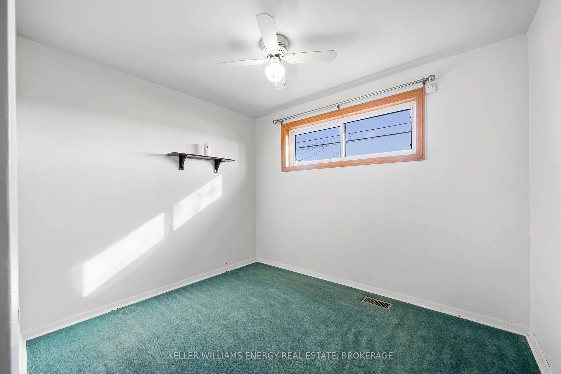 Photo 14 of 313 Rosedale Drive, Whitby, Downtown Whitby — HOMEH