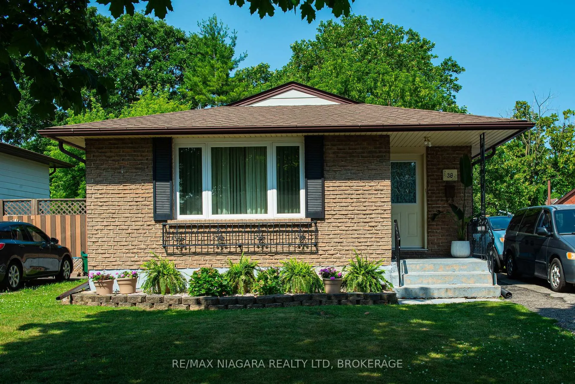 Front of 38 Roehampton Drive