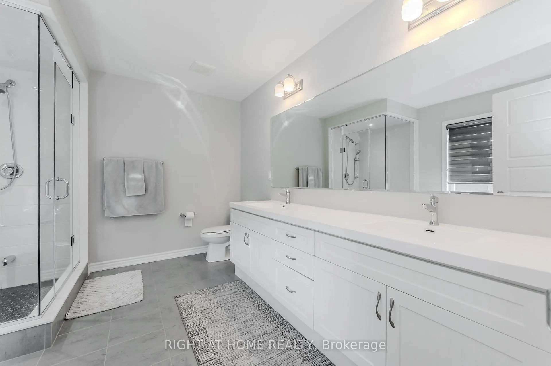 Photo 15 of 154 HiStand Trail, Kitchener — HOMEH