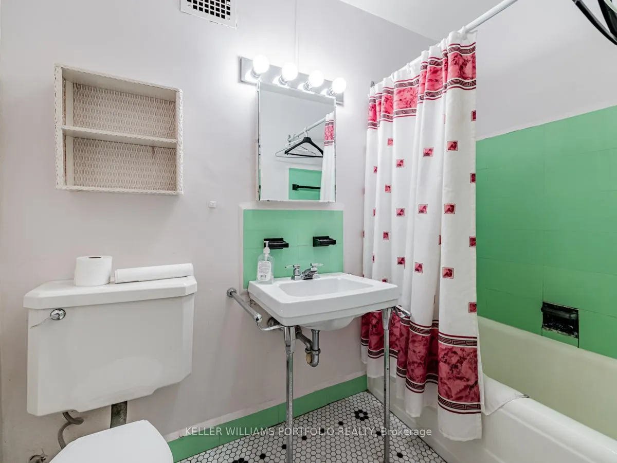 Photo 19 of Unit 511, 707 Eglinton Avenue W, Toronto, Forest Hill South — HOMEH