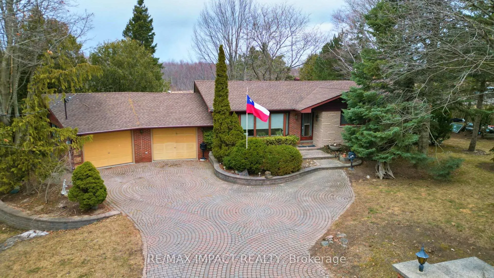 Front of 2198 Nash Road