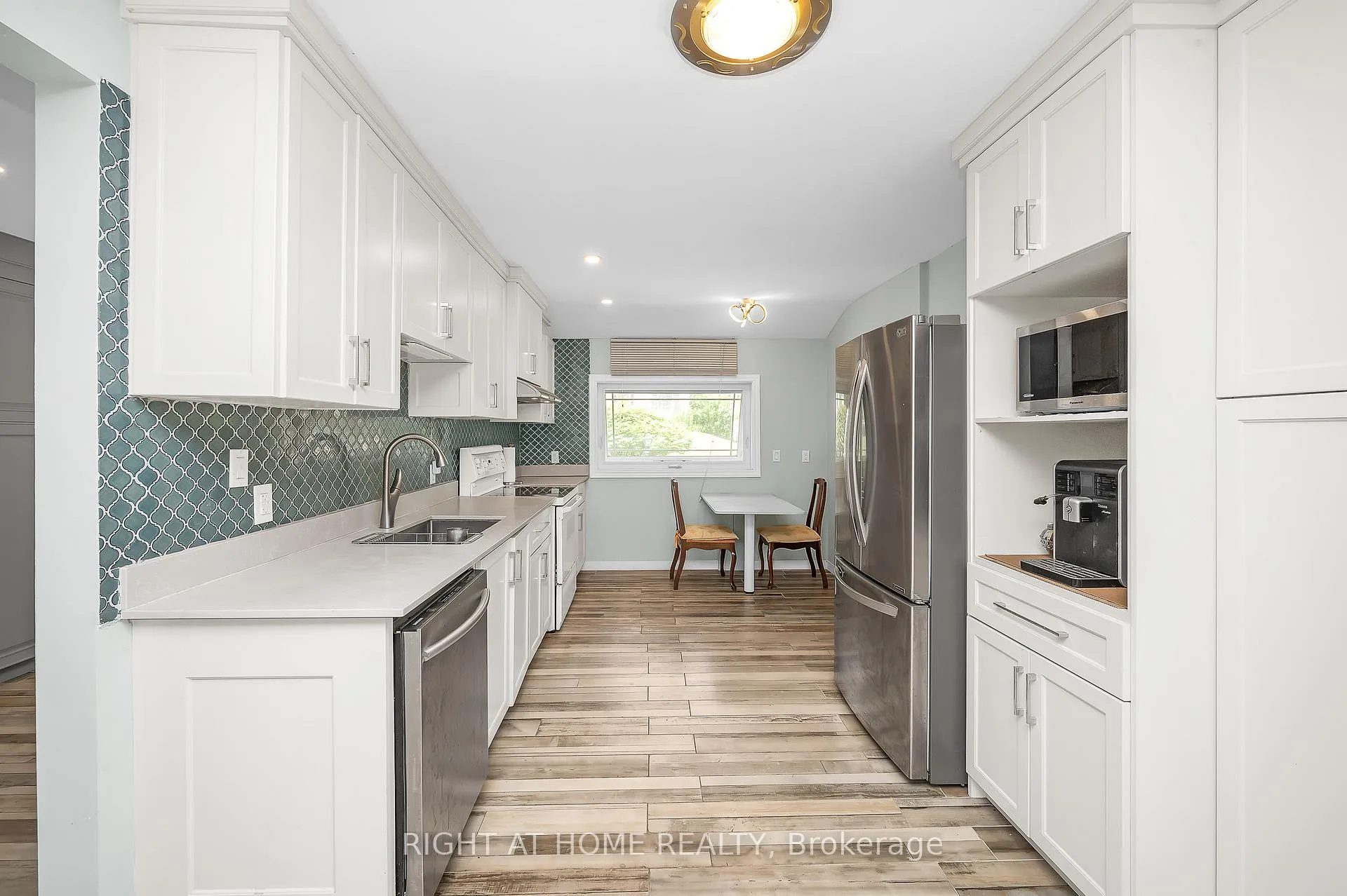 Photo 9 of 85 Robinhood Drive, Hamilton, Dundas — HOMEH